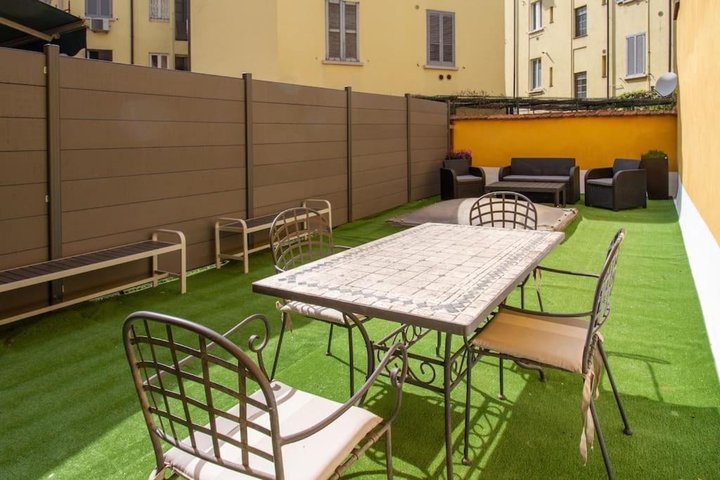 Palm Apartment Milán Exterior foto